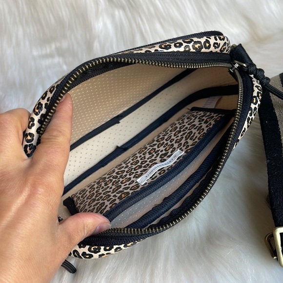Anthropologie Camera Crossbody Bag - Picture 12 of 16